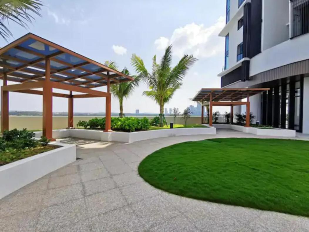 Almas Puteri Harbour Nusajaya Suite Room Exclusive Room 5 Min To Legoaland By Homespace Buitenkant foto