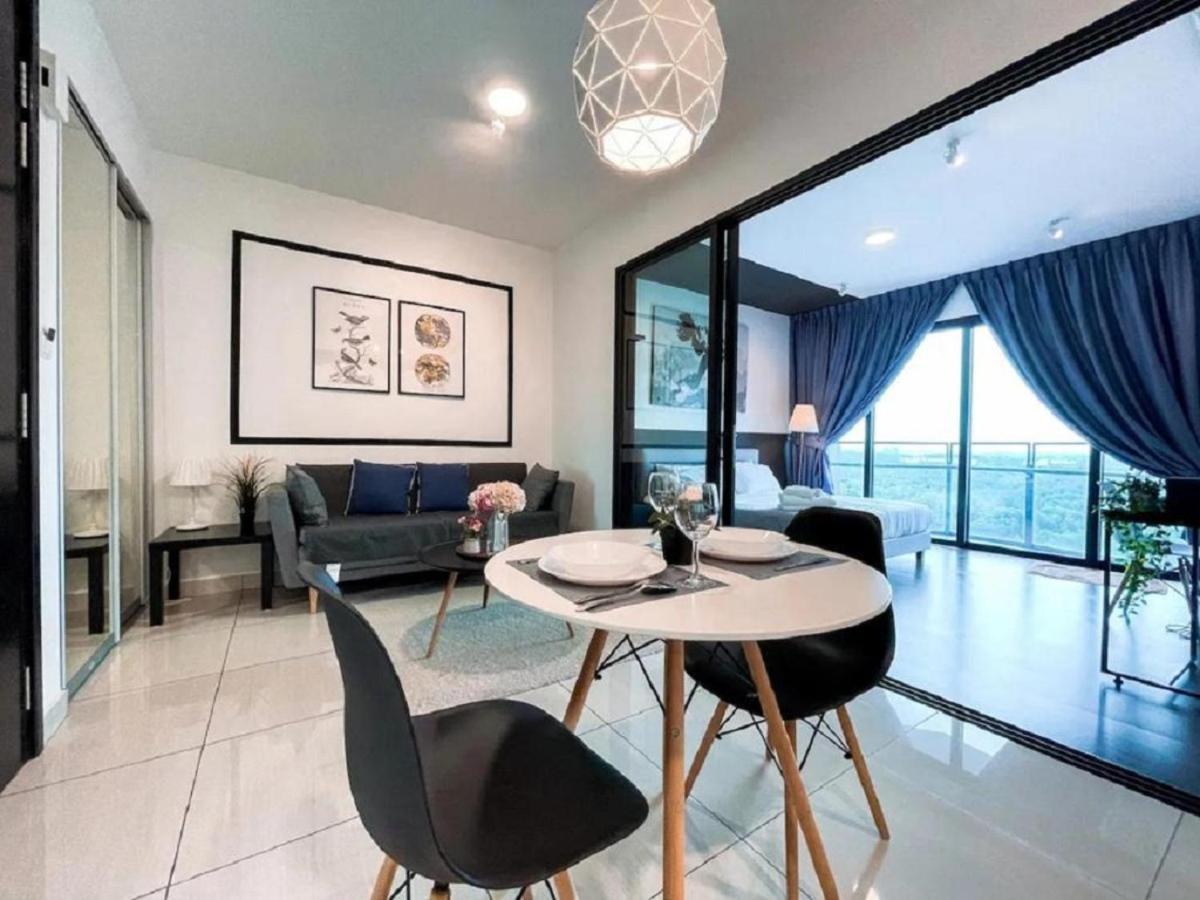 Almas Puteri Harbour Nusajaya Suite Room Exclusive Room 5 Min To Legoaland By Homespace Buitenkant foto